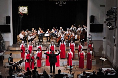Smiling String Orchestra v hradeckém Adalbertinu