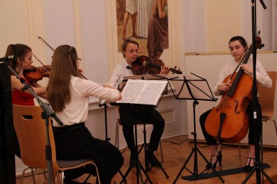 Smyčcové kvarteto, Anna Vernerová,Marie Bařinová,Ondřej Metelka, Anna M. Kadečková