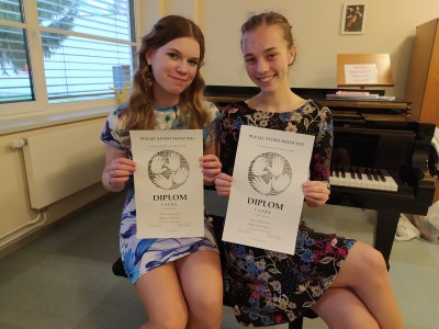 GRATULUJEME! Střezinské klavíristky přivezly třetí cenu z celostátní soutěže