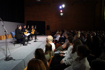 Guitarreando 2025: Střezina hostila dvěstě kytaristů z Česka i Slovenska