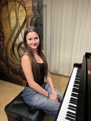 Zuzana Indruchová - HO - klavír