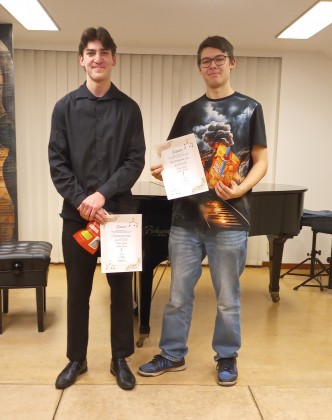 Všechny soubory soutěžící v komorní hře s převahou smyčcových nástrojů postoupily ze školního do vyšších kol