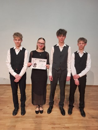 Dolce Quartet (Hajný Vojtěch, Kulhavý Jiří, Kulhavý Vít, Kastnerová Sára )