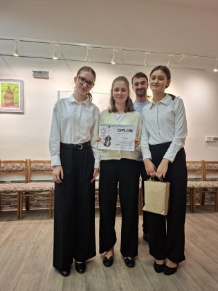 Bella Trio (Šimkovičová Lucie, Veselá Anna, Hudousková Sára)