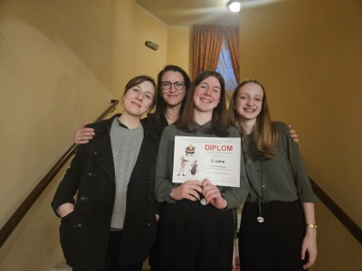 S Járou Cimrmanem v zádech opět po 3 letech... aneb i smyčec může být bicí nástroj