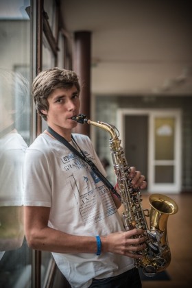 HO - Tomáš Kratochvíl - saxofon