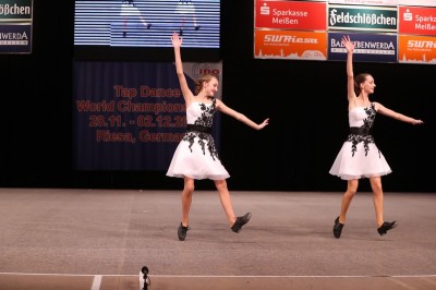 juniorský duet - M.Hejnová a E.Voláková,chor.L.aM.Hejnovy - 16.m.